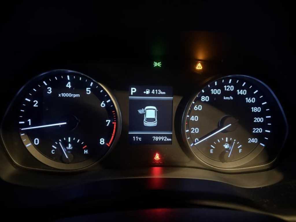 HYUNDAI i30 - Vista 6