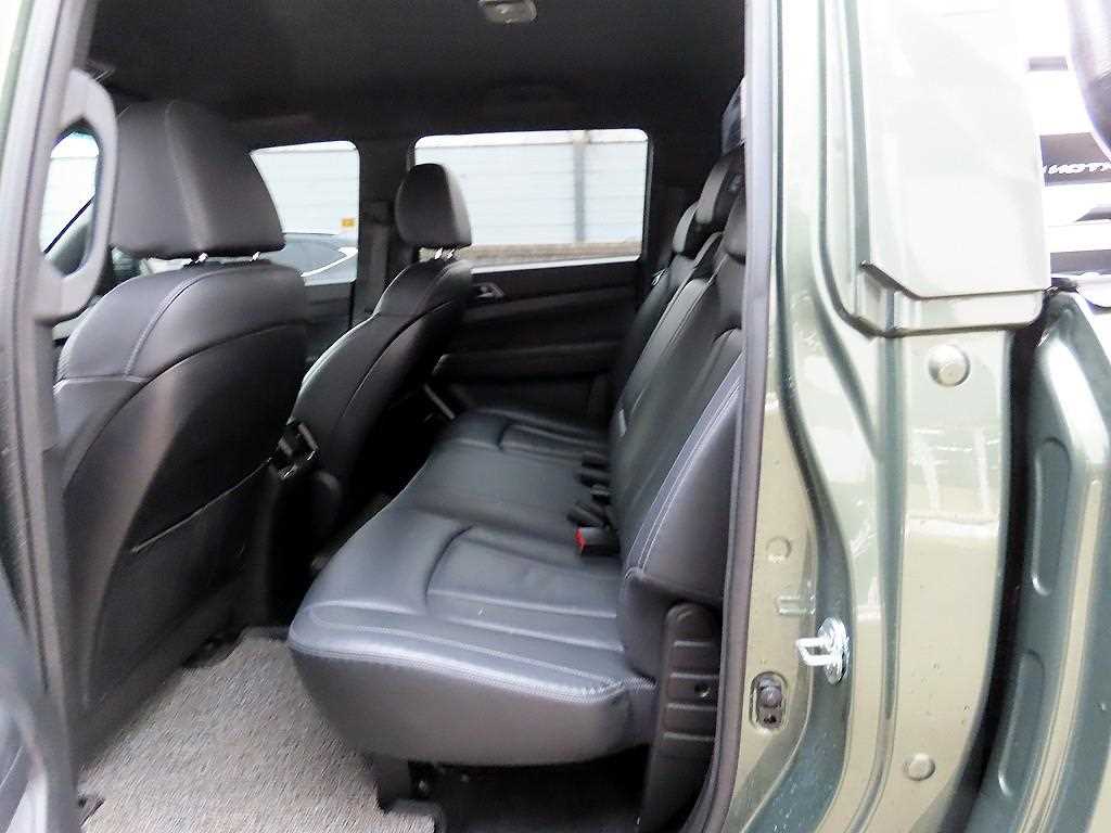 Ssangyong Rexton - Vista 6