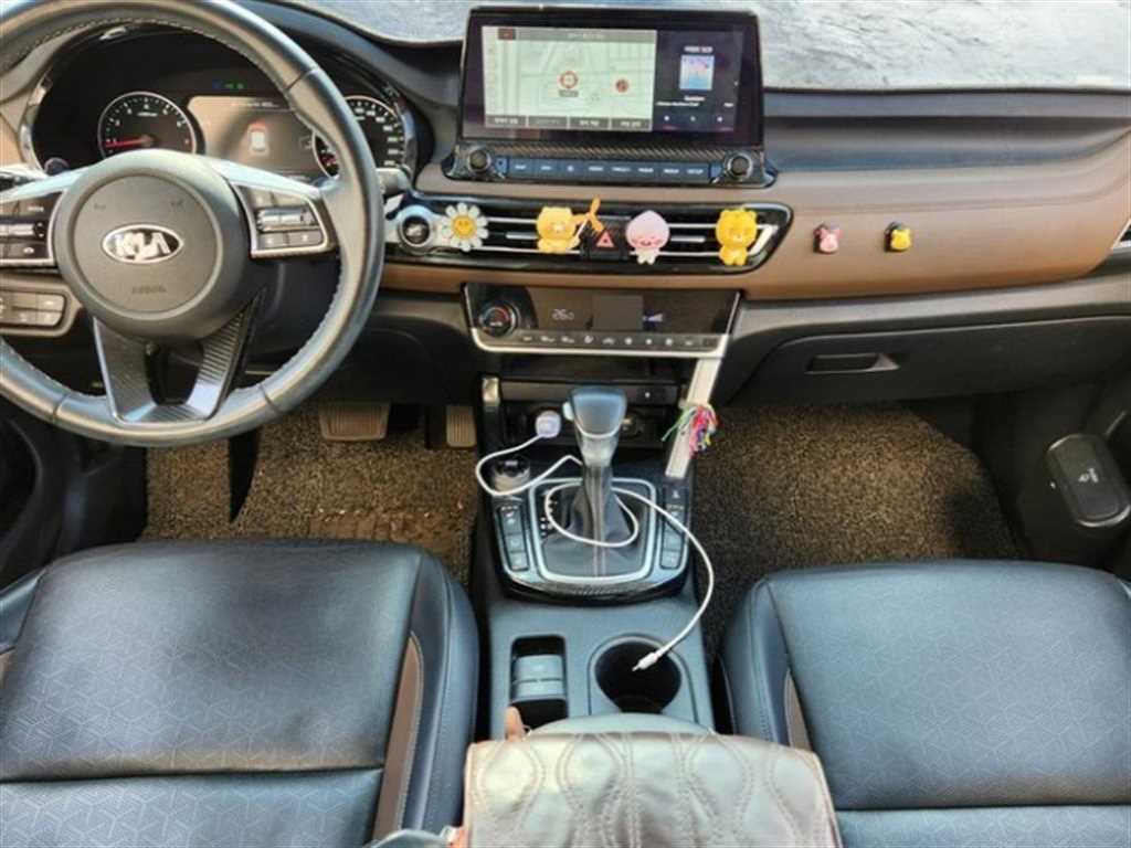 KIA Seltos - Vista 4