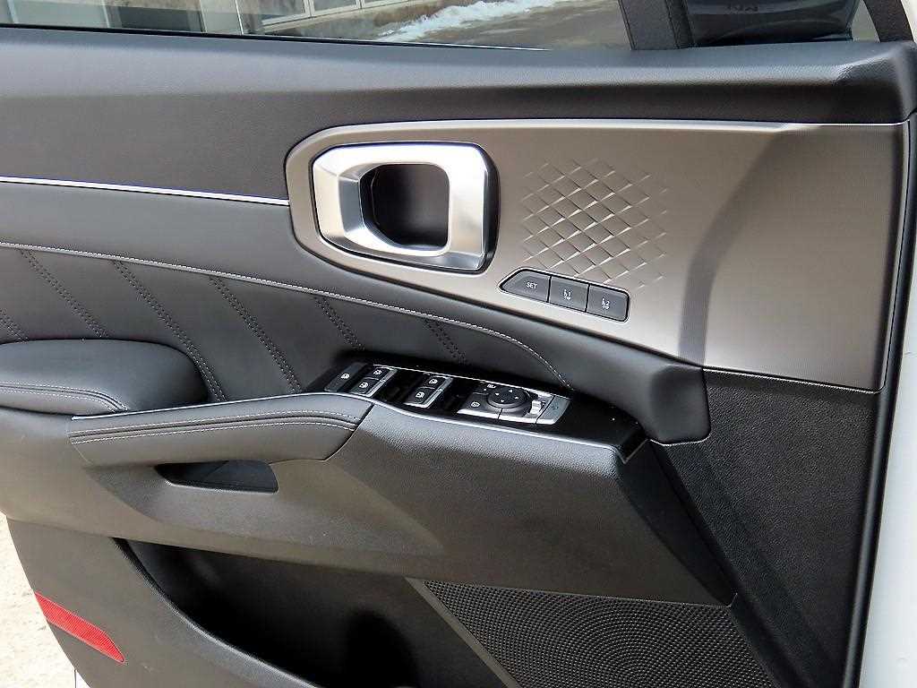 KIA Sorento - Vista 11