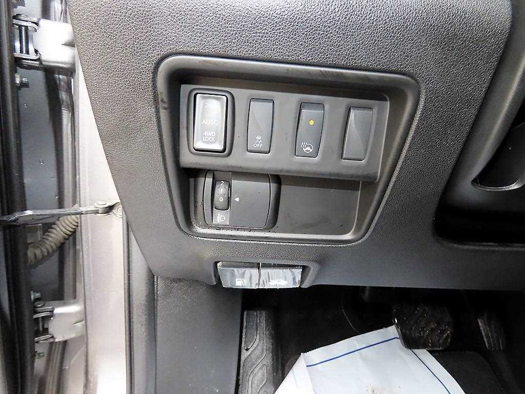 SAMSUNG QM6 - Vista 12