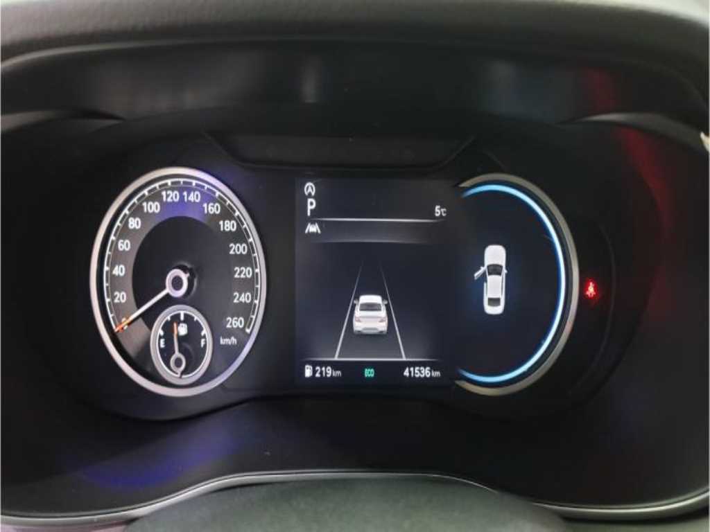 Genesis G70 - Vista 4