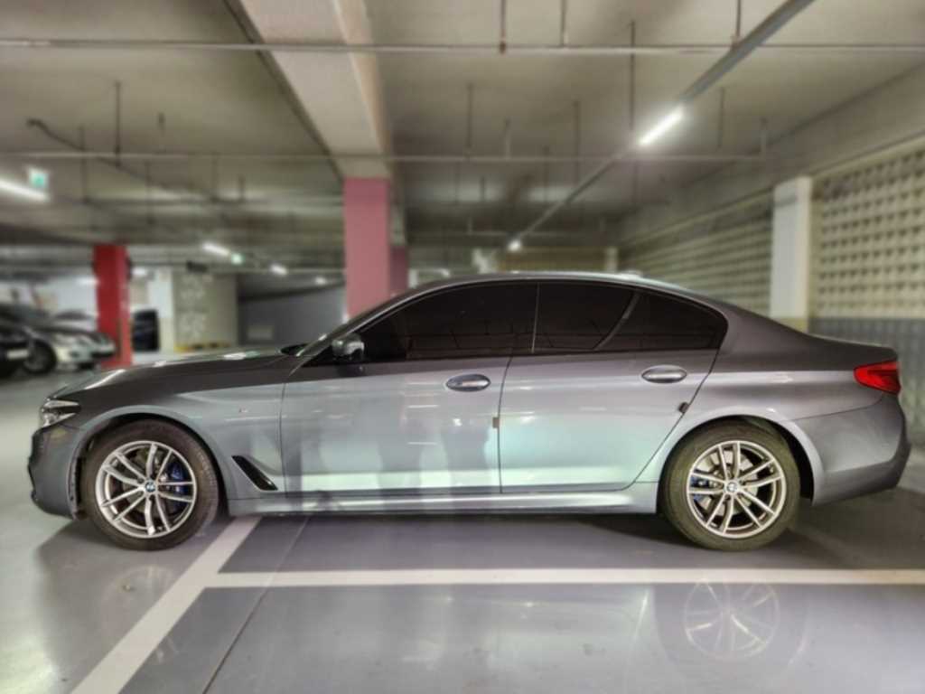 BMW 5 Series - Vista 3