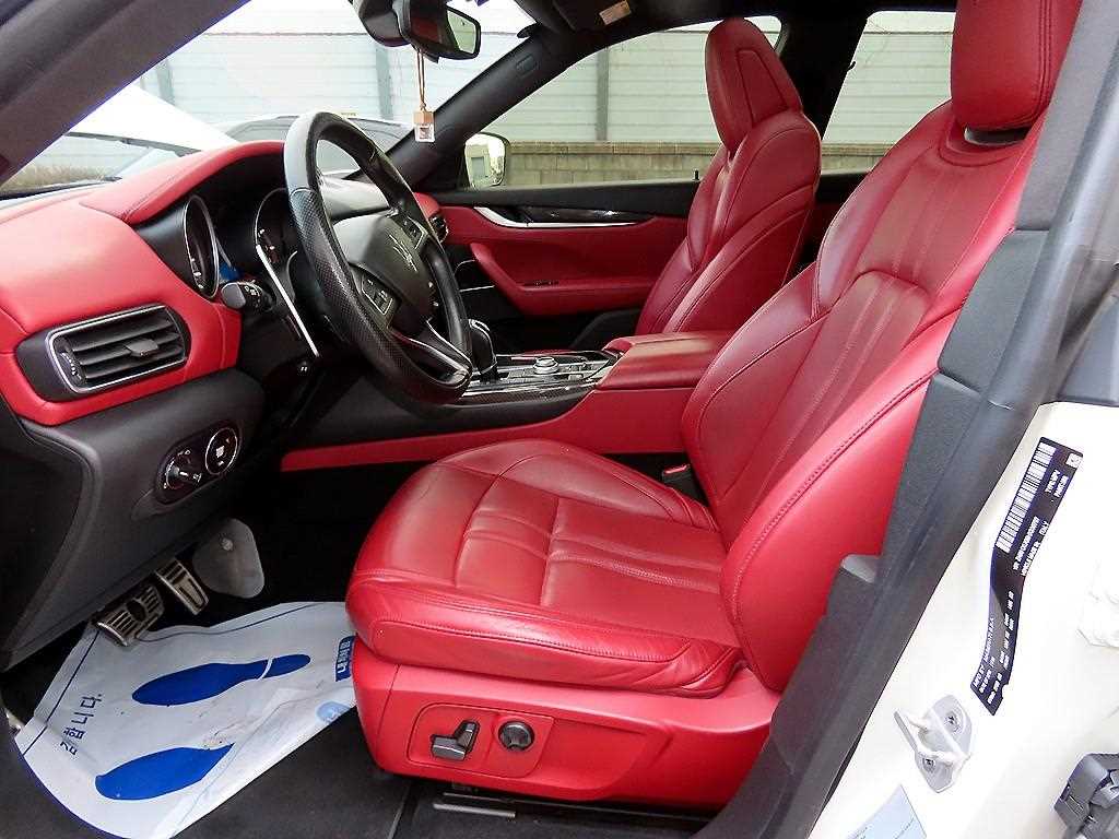 Maserati Levante - Vista 8