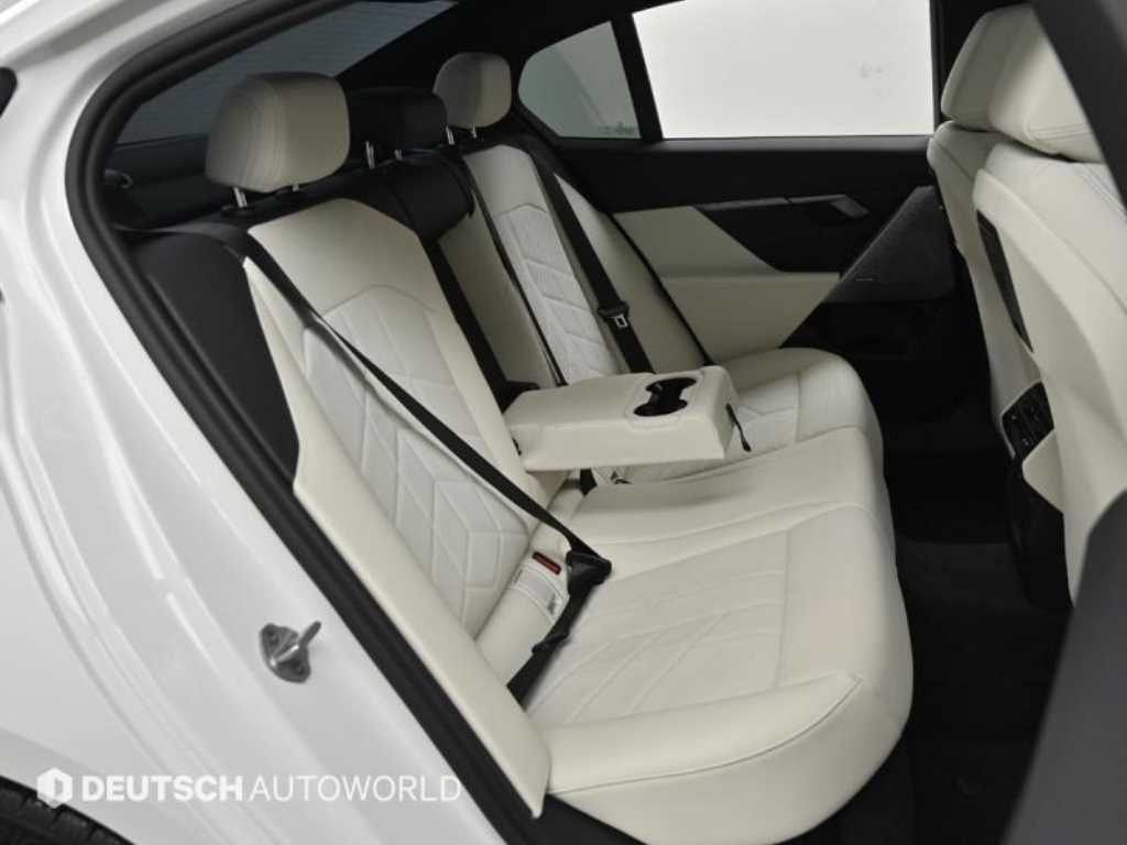 BMW 5 Series - Vista 12