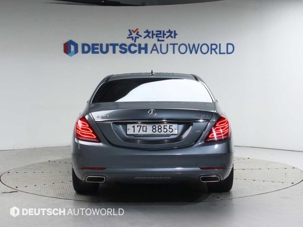 Mercedes Benz S Class - Vista 4