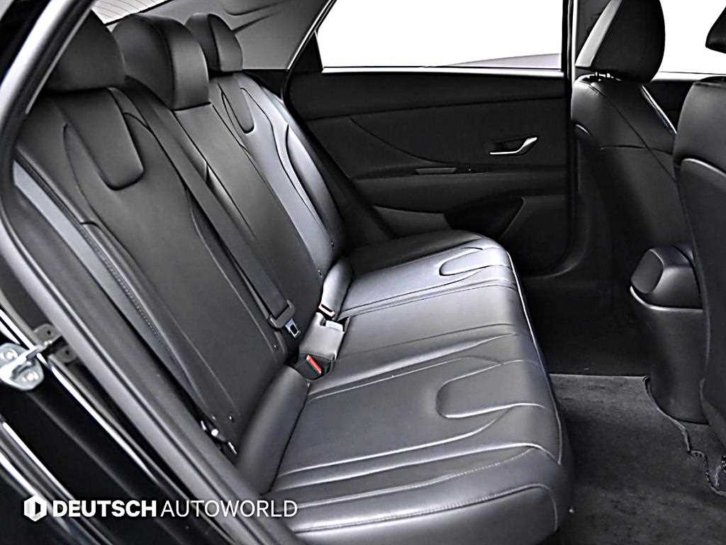 HYUNDAI Avante - Vista 12