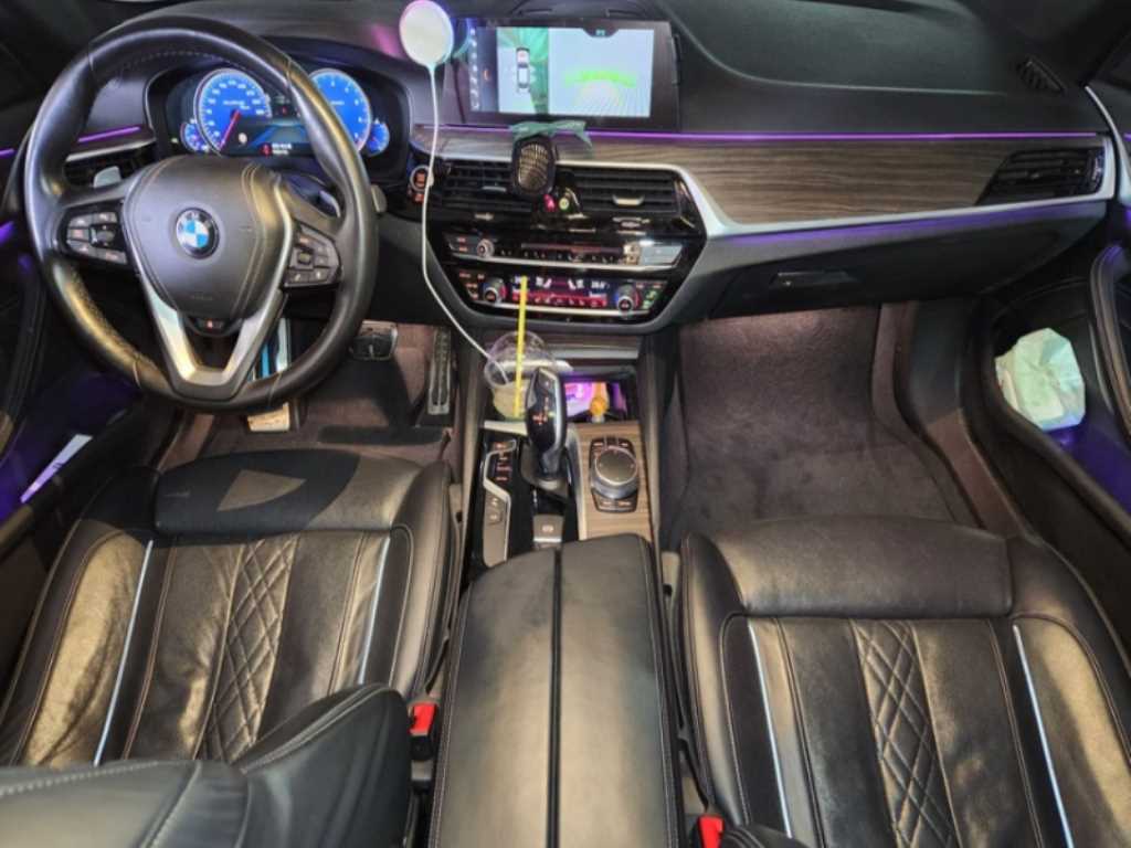 BMW 5 Series - Vista 4