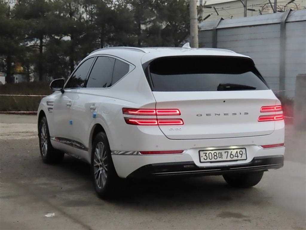 Genesis GV80 - Vista 3