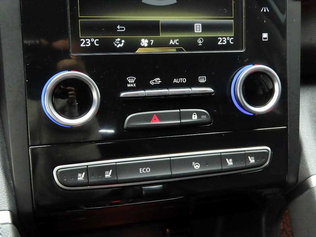 SAMSUNG QM6 - Vista 9