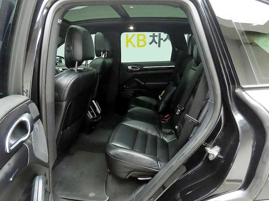 Porsche Cayenne 2016 Negro - Importación desde Corea - HF Imports Iquique - Foto 14