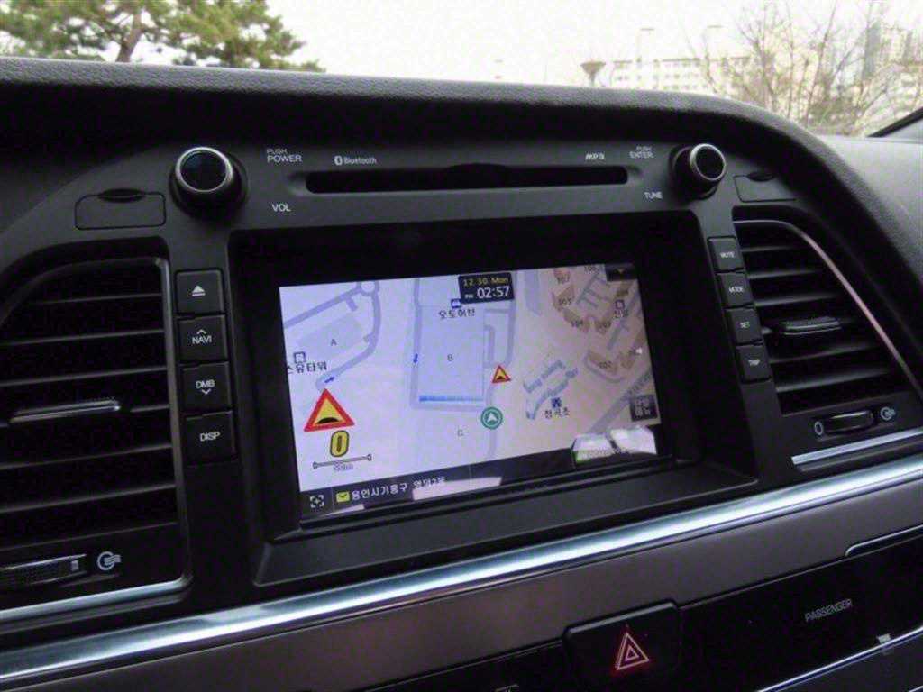 HYUNDAI Sonata - Vista 8