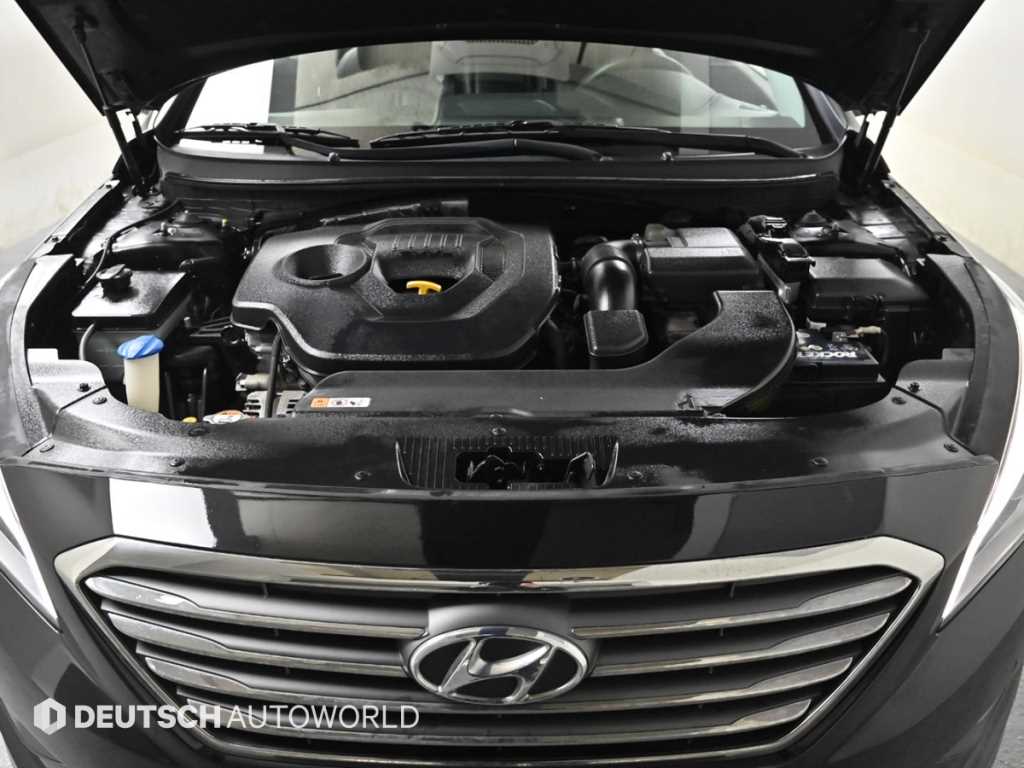 HYUNDAI Sonata - Vista 6