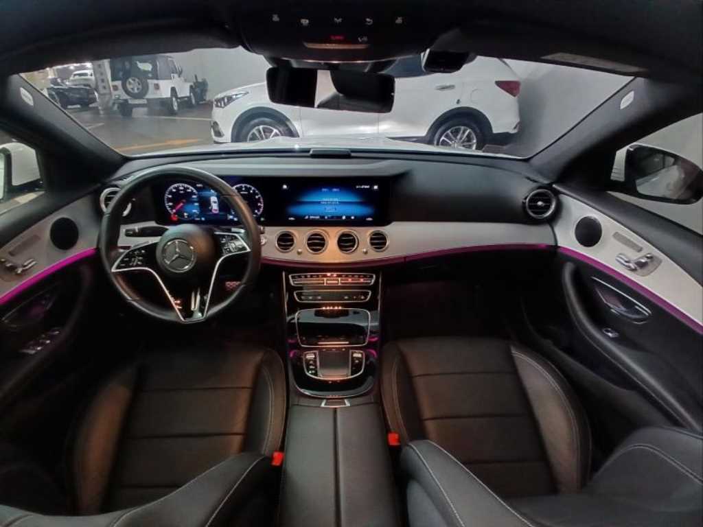 Mercedes Benz E class - Vista 6