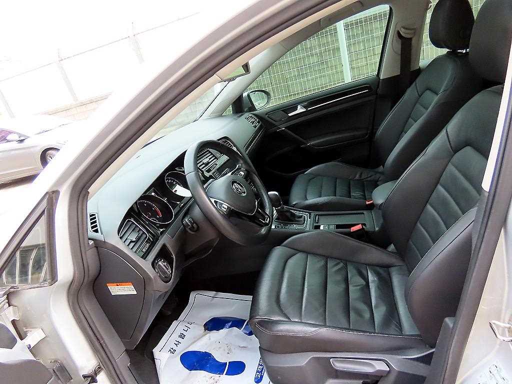 Volkswagen Golf - Vista 5