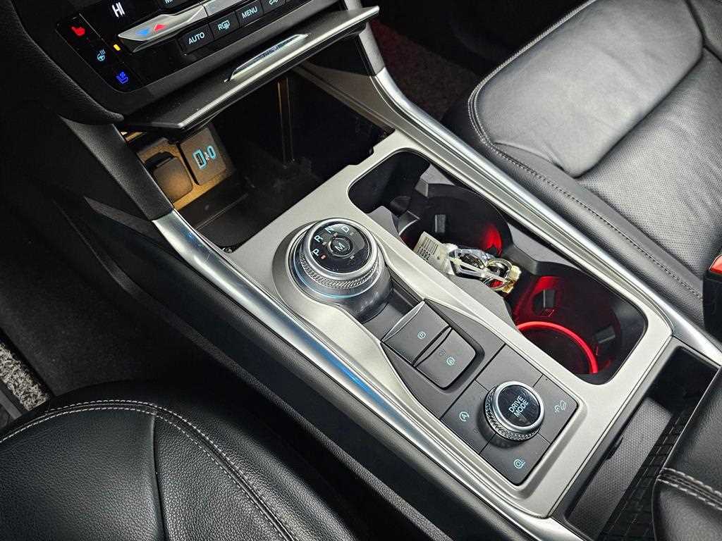 Ford Explorer - Vista 9