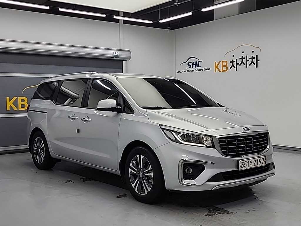 KIA Carnival - Vista 4