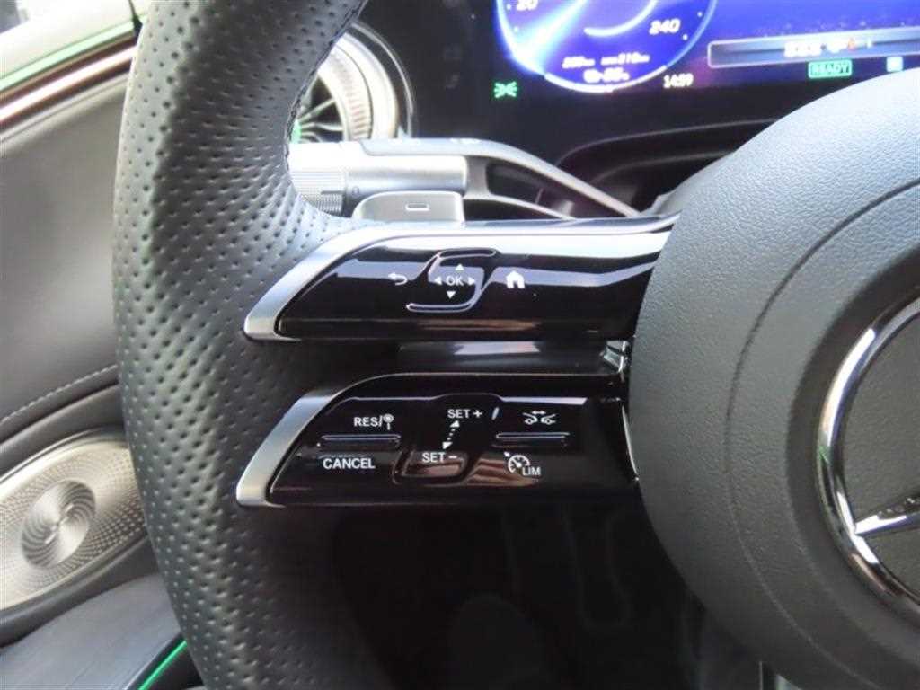 Mercedes Benz EQS - Vista 11