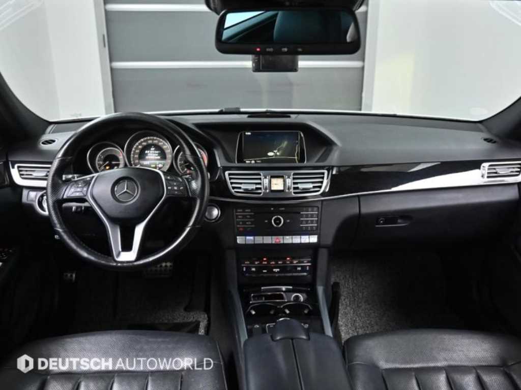 Mercedes Benz E class - Vista 7