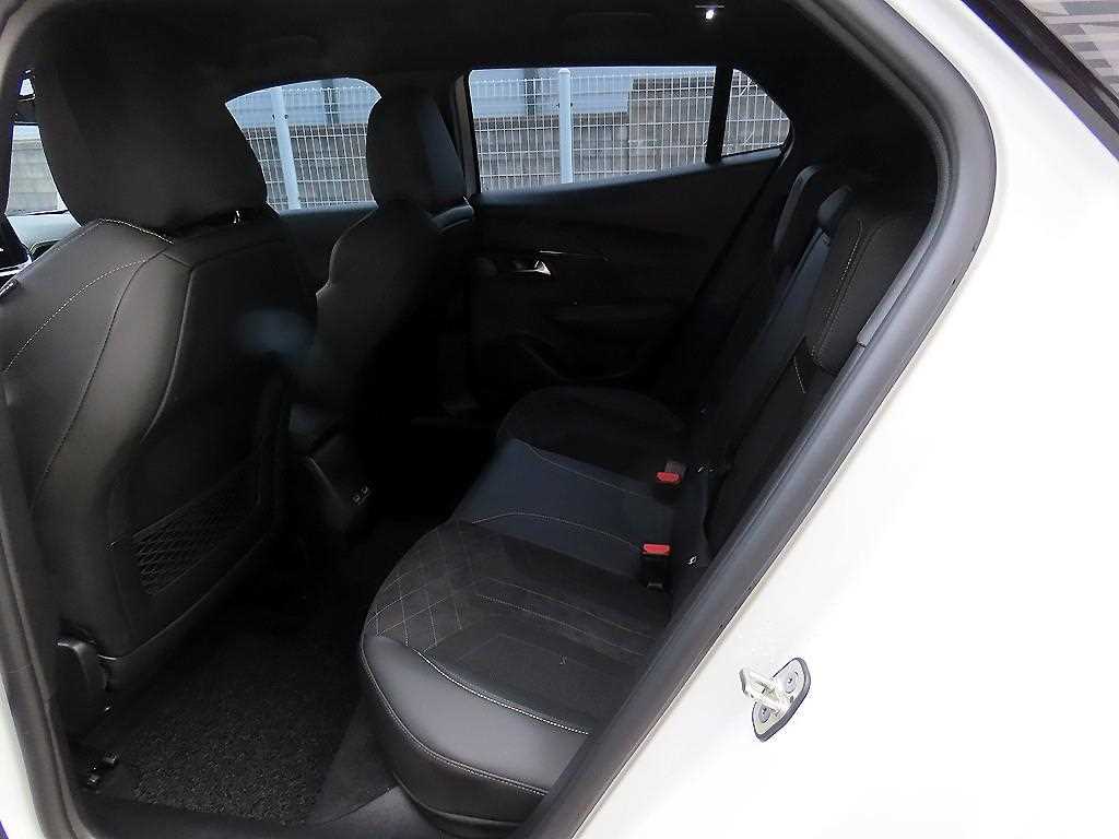 Peugeot 2008 - Vista 6