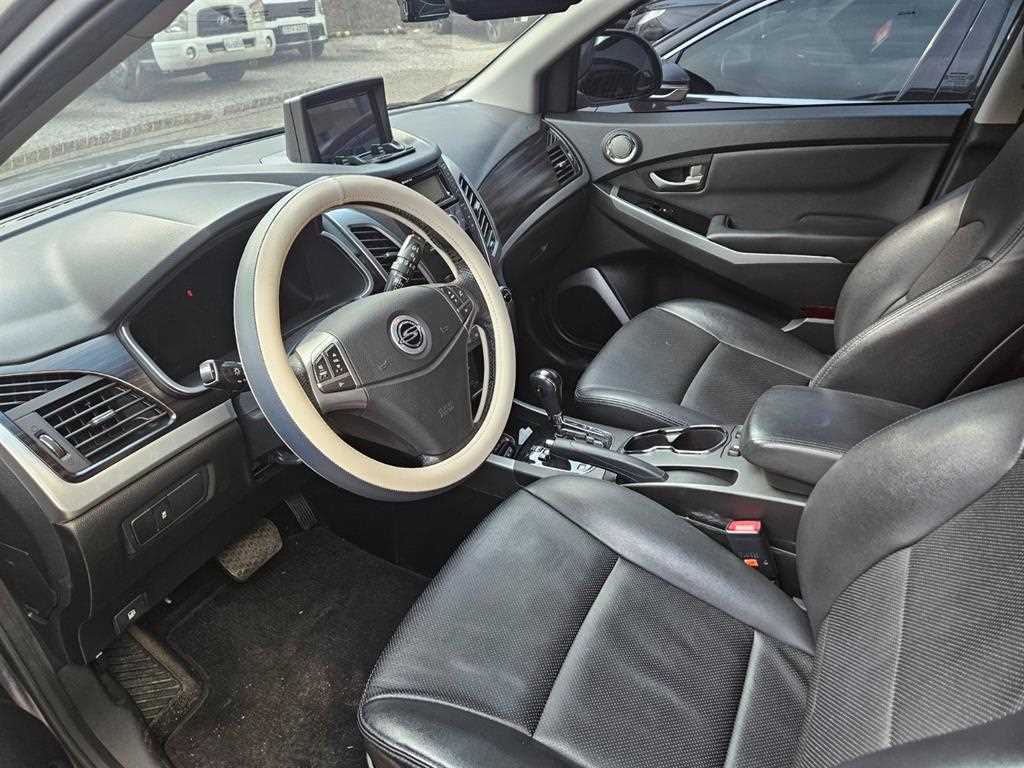 Ssangyong Korando - Vista 9