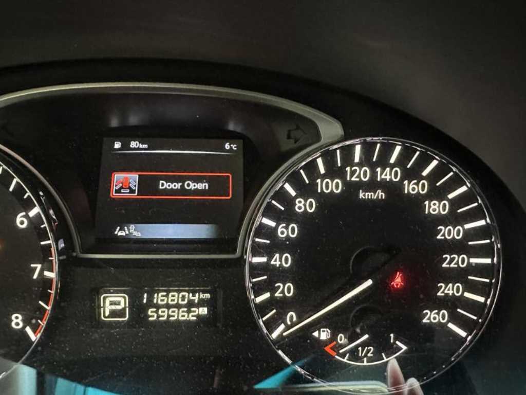 Nissan Altima - Vista 3