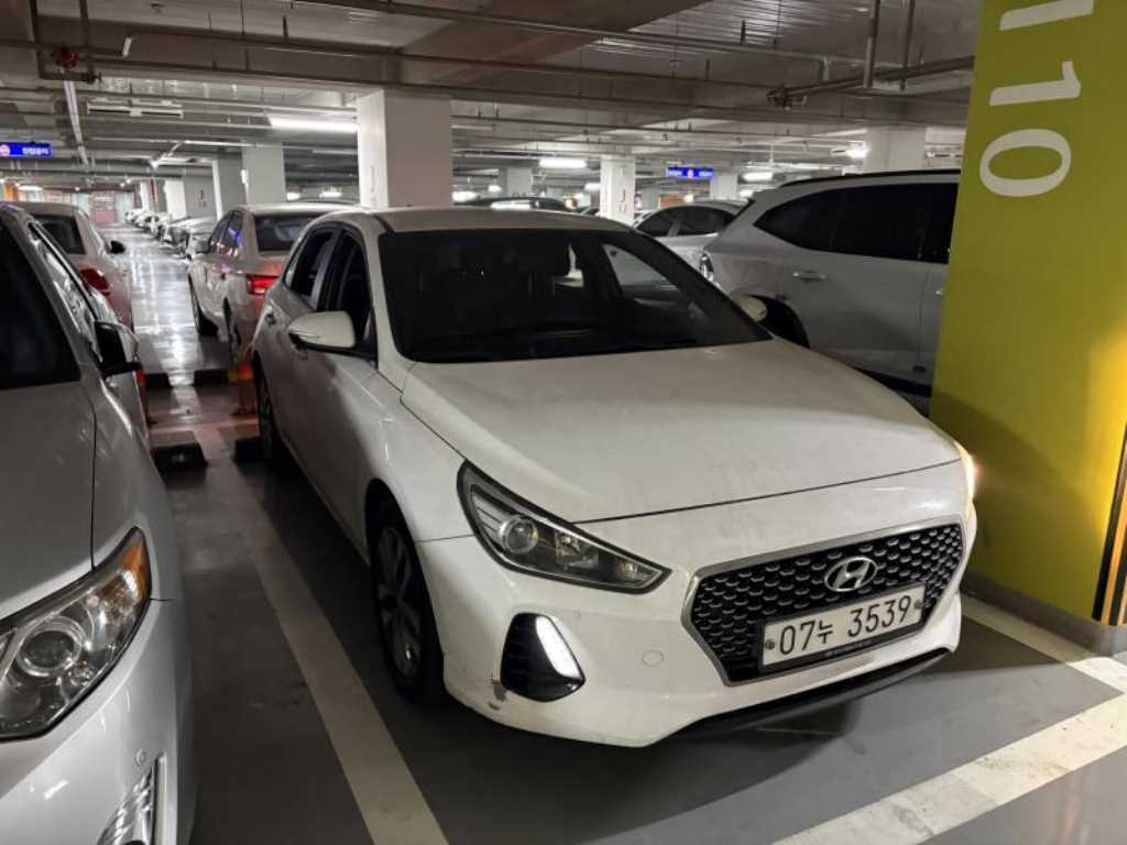 HYUNDAI i30 - Vista 2