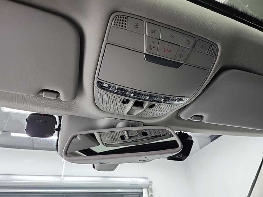 Mercedes Benz C Class 2018 Blanco - Importación desde Corea - HF Imports Iquique - Foto 17