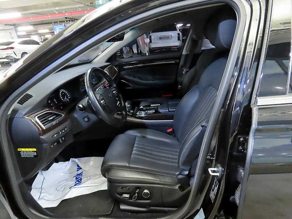 Genesis EQ900 - Vista 6