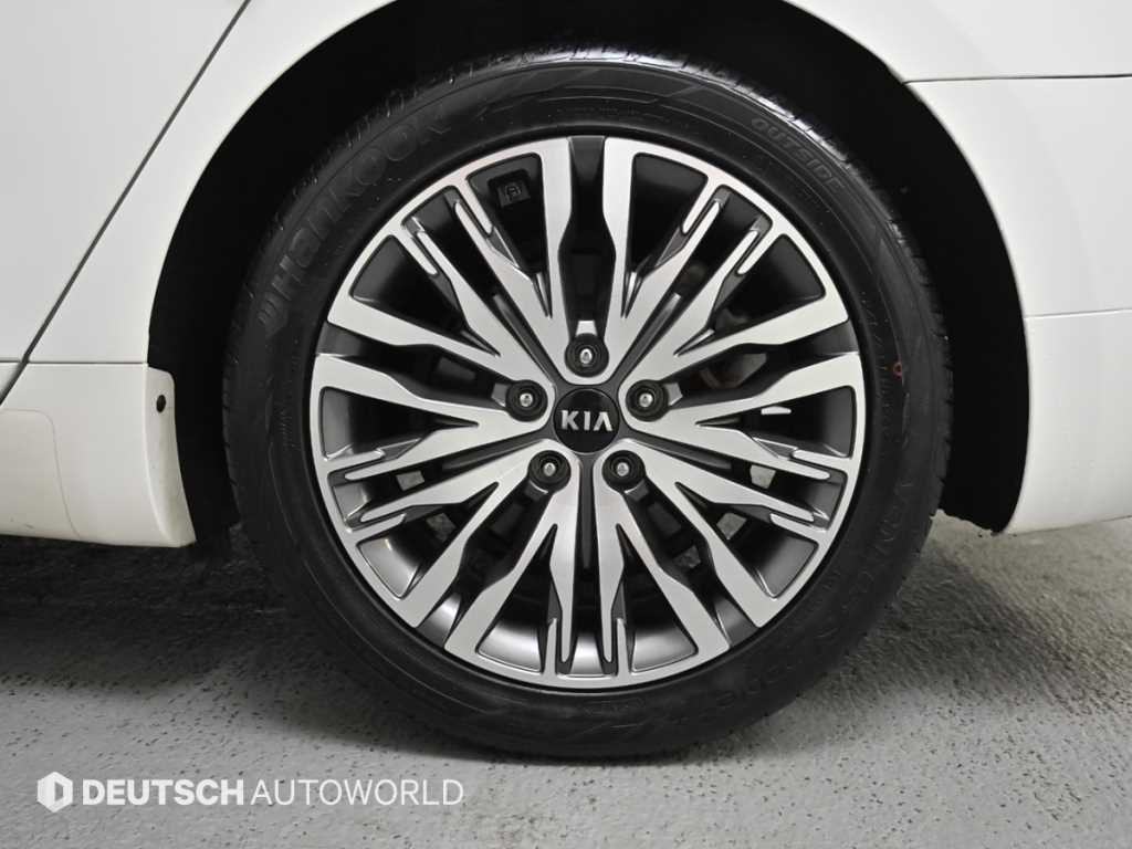 KIA K7 - Vista 5