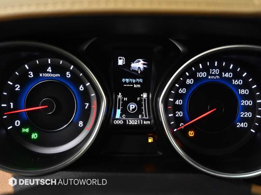 HYUNDAI Avante - Vista 8