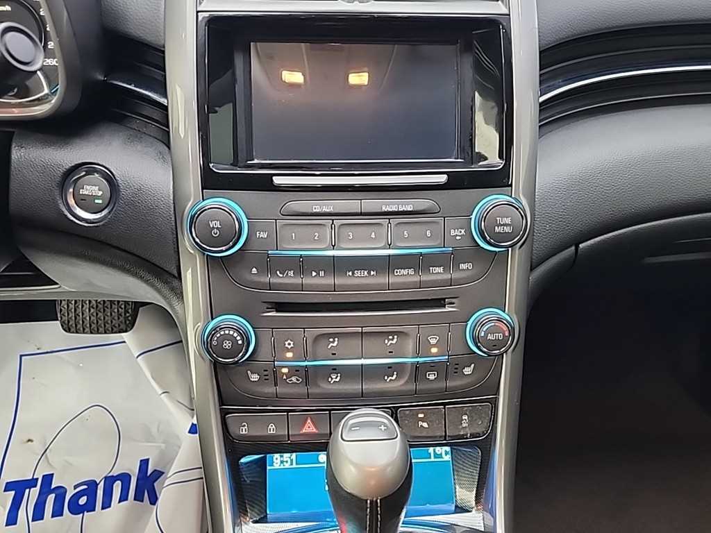 Chevrolet Malibu - Vista 10