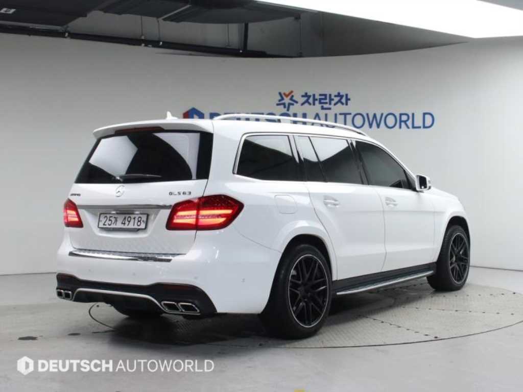 Mercedes Benz GLS Class - Vista 2