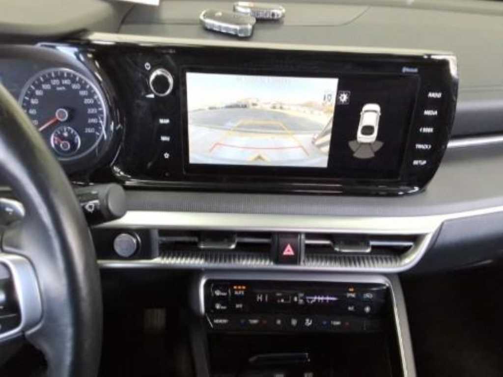KIA K5 - Vista 5
