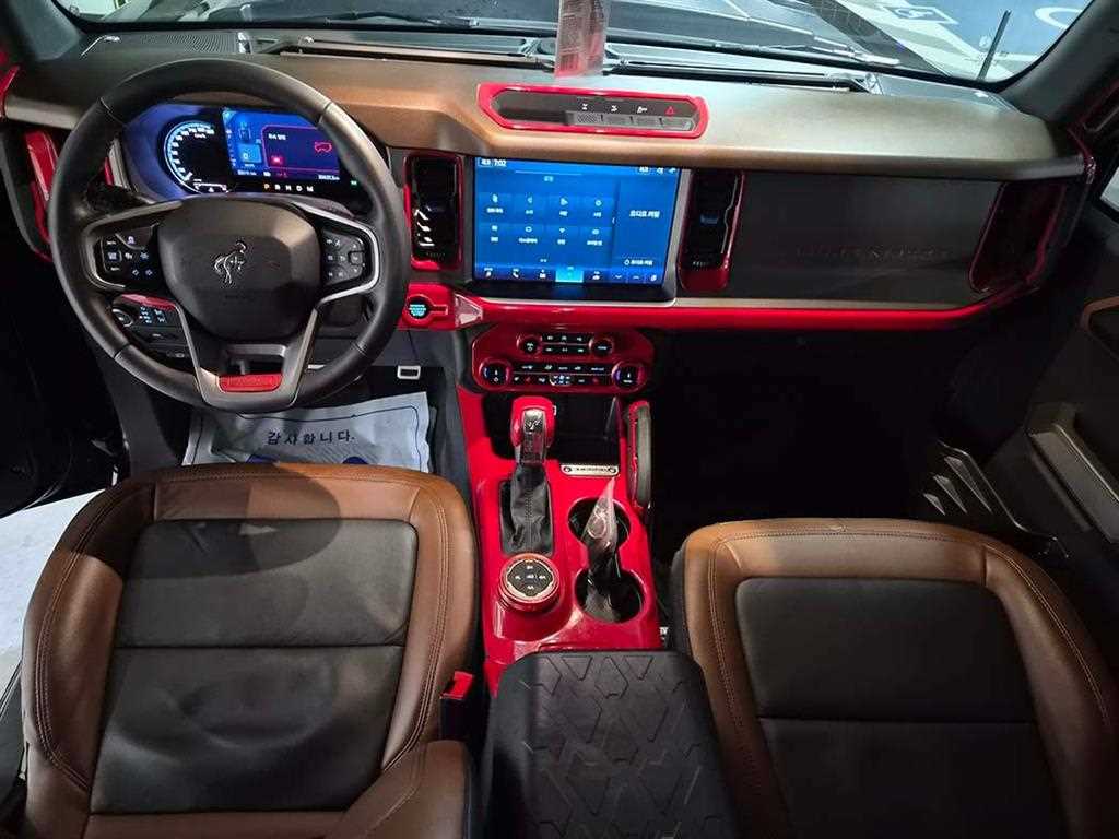 Ford Bronco - Vista 10