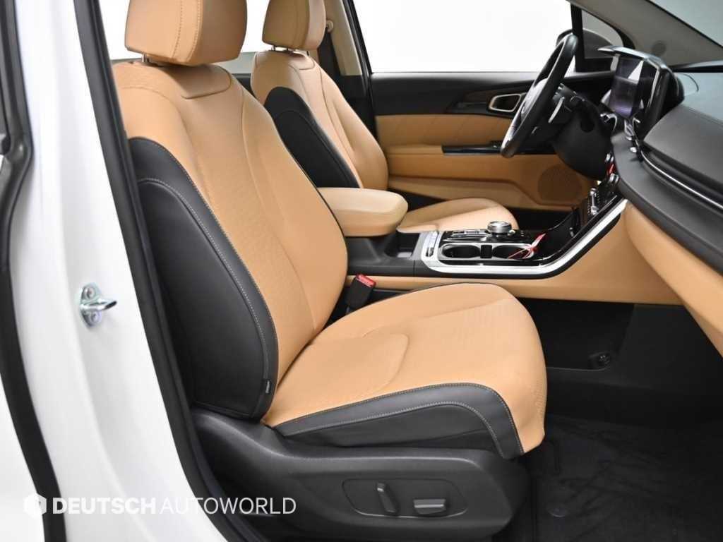 KIA Carnival - Vista 10