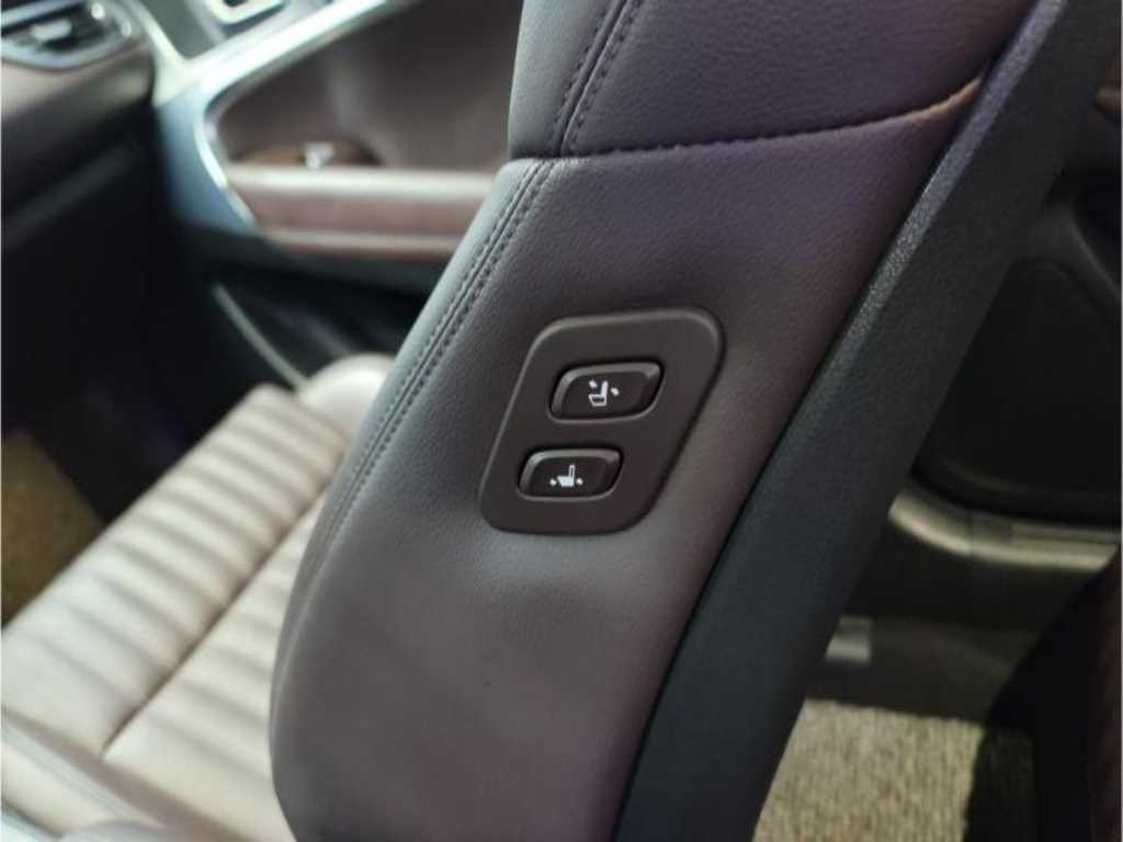 Genesis G70 2023 - Importación desde Corea - HF Imports Iquique - Foto 15