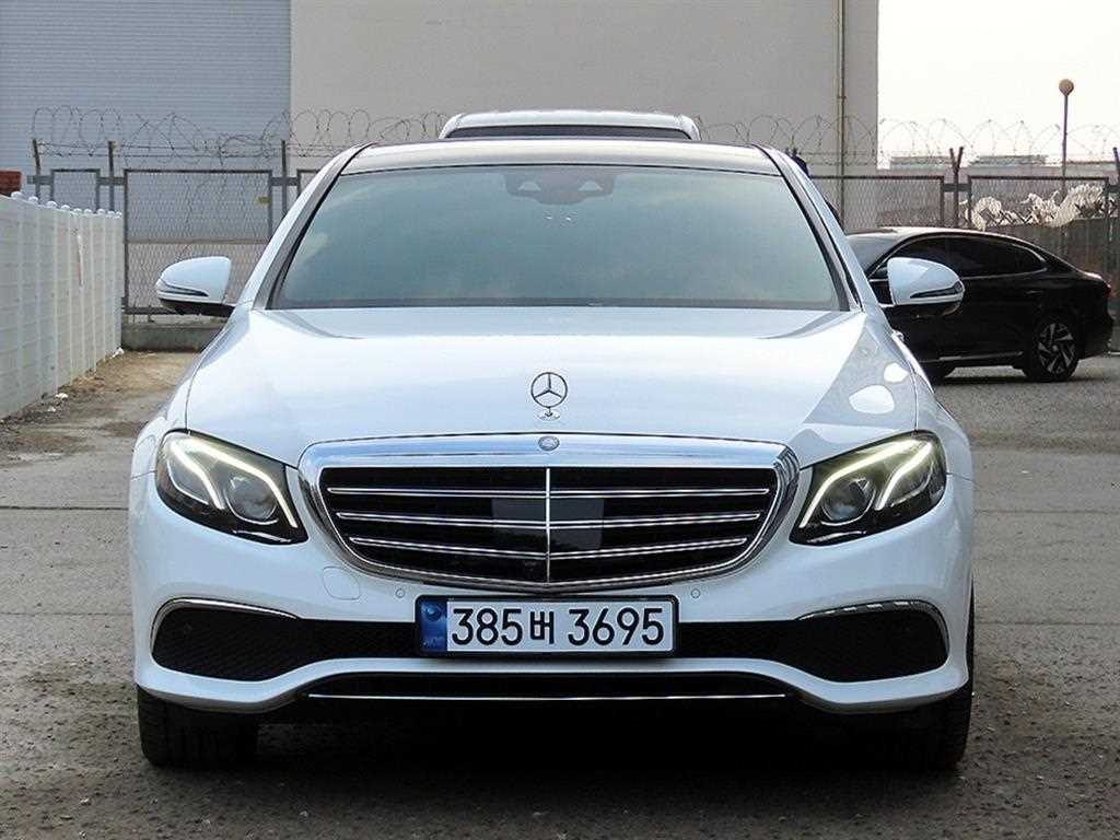 Mercedes Benz E class 2019 - Importación desde Corea - HF Imports Iquique - Foto 1