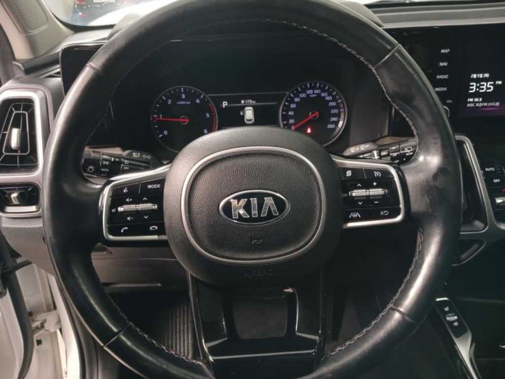 KIA Sorento - Vista 10