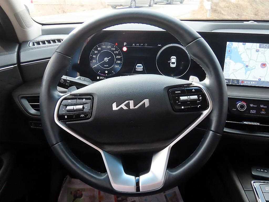 KIA K8 - Vista 7