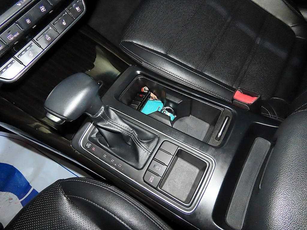 KIA Sorento - Vista 12