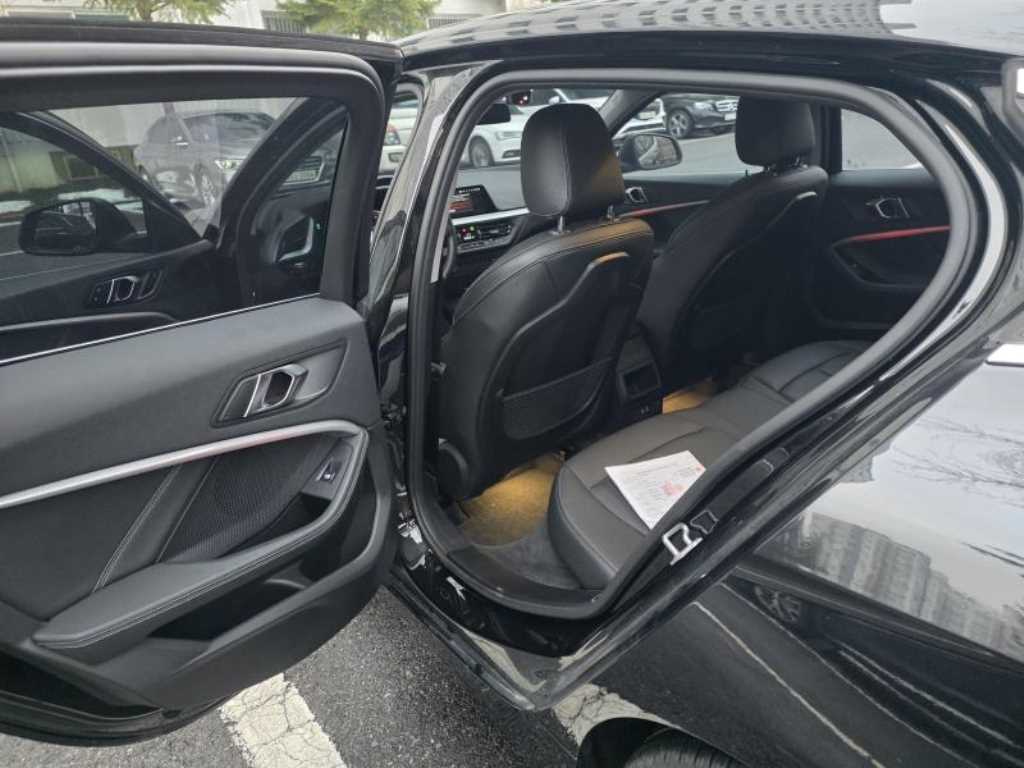 BMW 1 series - Vista 6