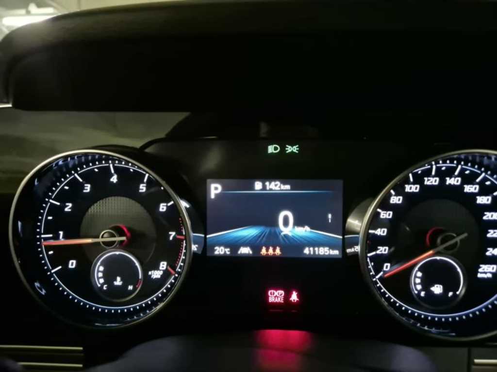 HYUNDAI Grandeur - Vista 3