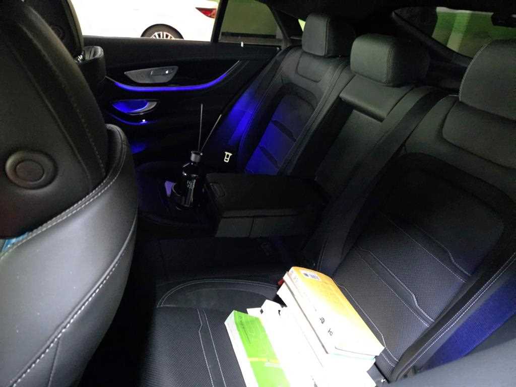 Mercedes Benz AMG GT - Vista 7