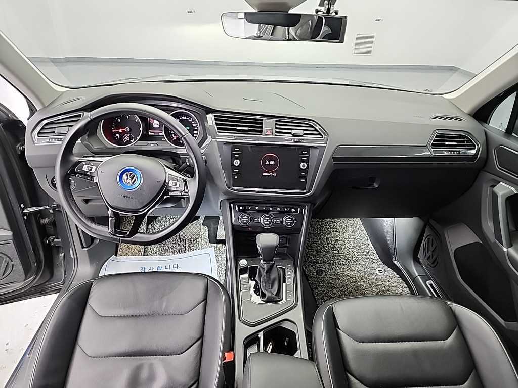 Volkswagen Tiguan - Vista 7