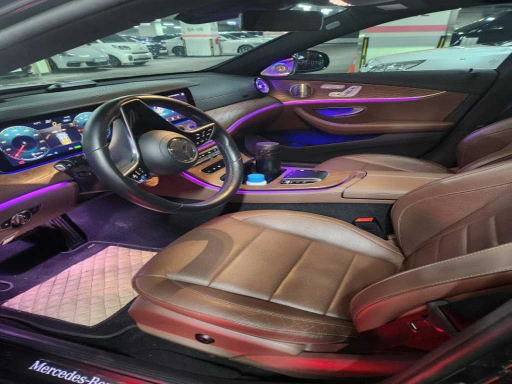 Mercedes Benz E class - Vista 6