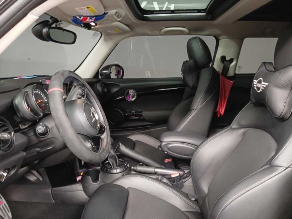 Mini Cooper - Vista 7