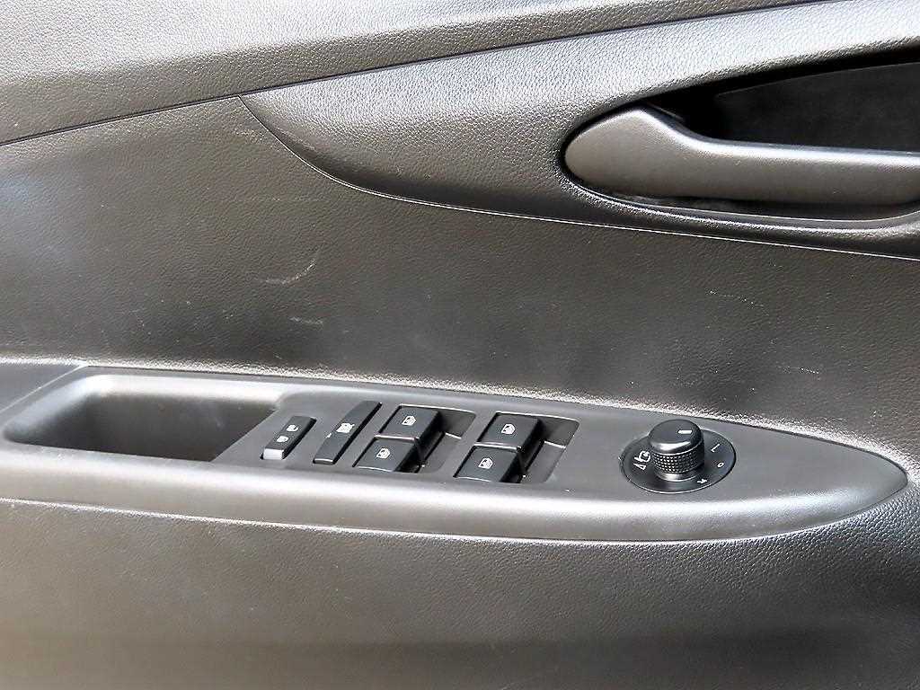 Chevrolet Spark - Vista 11