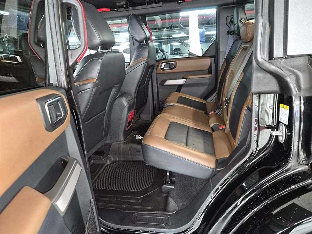 Ford Bronco - Vista 7