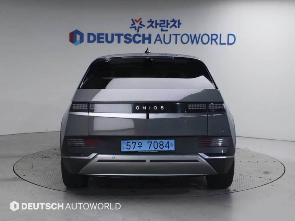 HYUNDAI Ioniq 5 - Vista 4